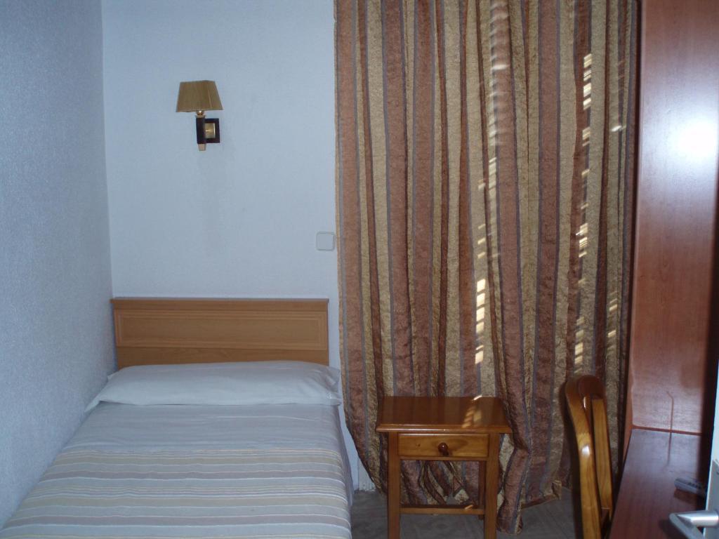 Hostal Castilla Madrid Pokoj fotografie